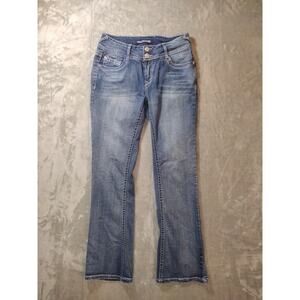 Wallflower Blue Jeans Womens Size 9 Curvy Fit Bootcut Embroidered Pockets